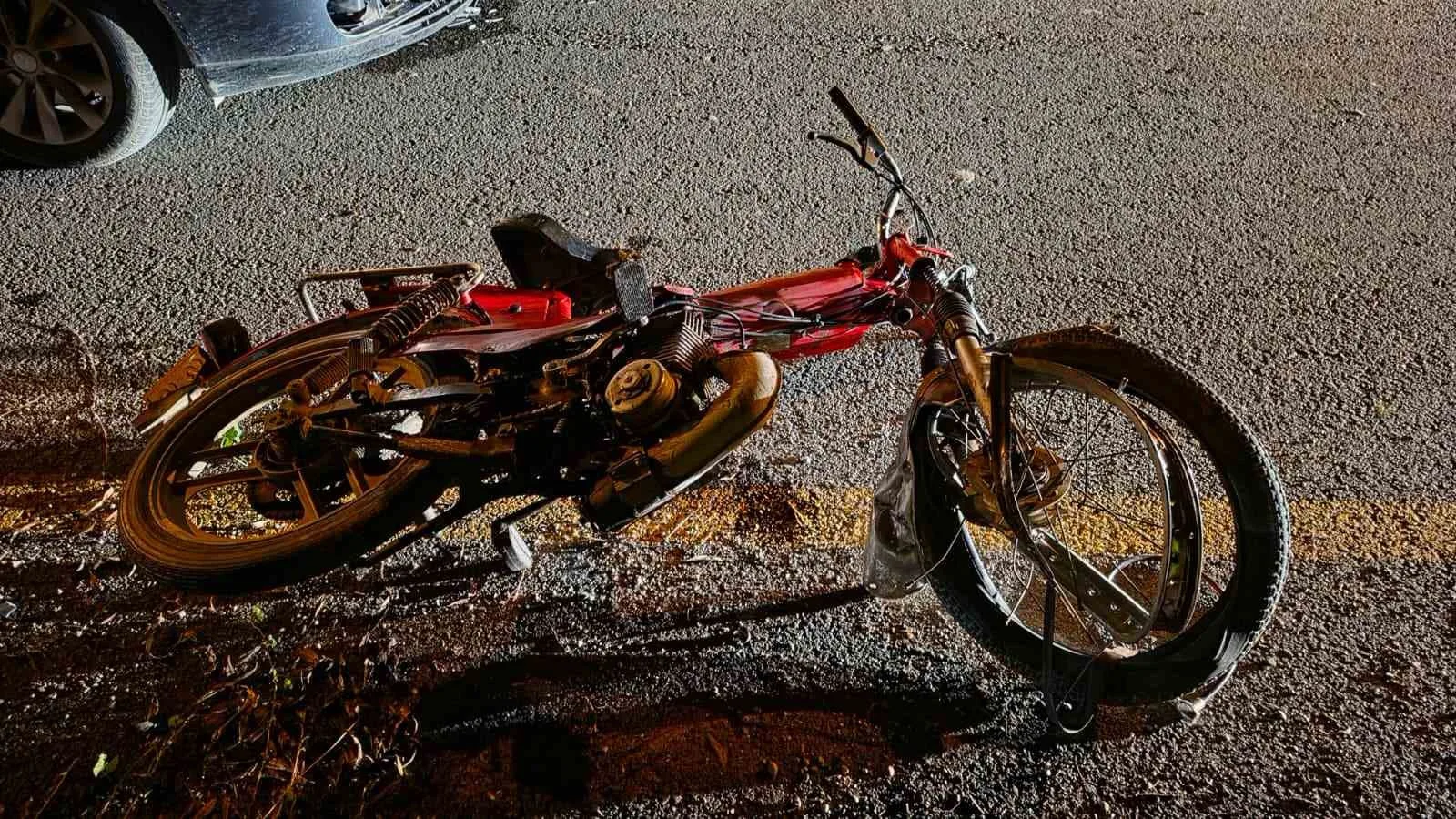 Otomobil ile motosiklet kafa kafaya çarpıştı: 1 ölü