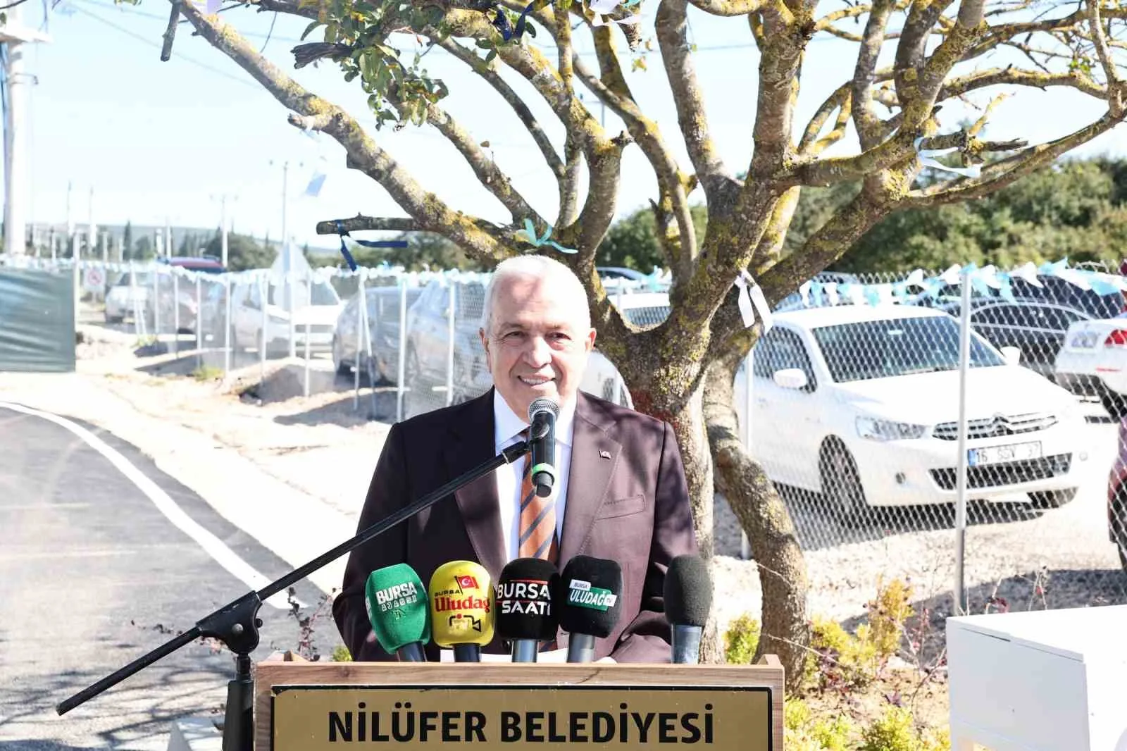 Nilüfer’de sahipsiz hayvanlar için "Umut Ağacı" açıldı