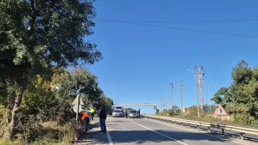 Polis yolu kesti, herkes merakla izledi: Gerçek saniyeler sonra ortaya çıktı