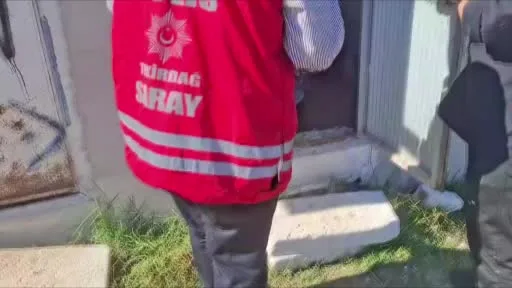 Kümeste sakladığı uyuşturucu maddeyle yakalandı