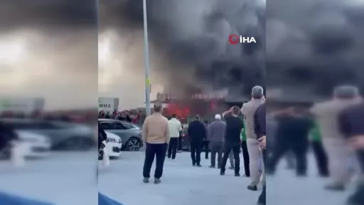Arnavutköy’de restorandaki yangın korkuttu
