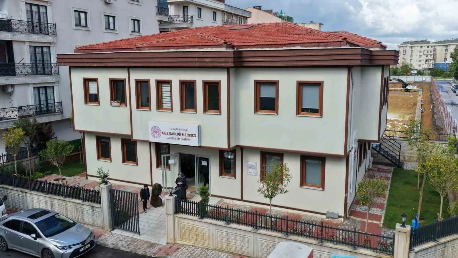 Sancaktepe’de modern sağlık merkezi Abdullah Bayram Aile Sağlığı Merkezi açıldı