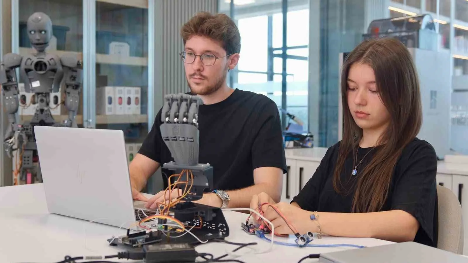 Yıldırım’da gençler yapay zeka çağına adım atıyor