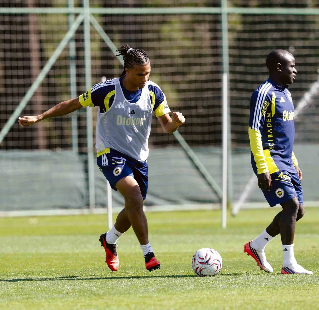 Fenerbahçe, Çaykur Rizespor maçının hazırlıklarını sürdürdü