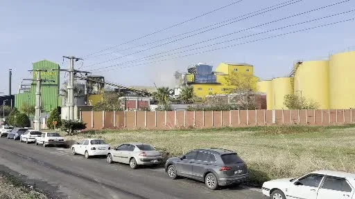 Bandırma’da yağ fabrikasında çıkan büyük yangın kontrol altına alındı