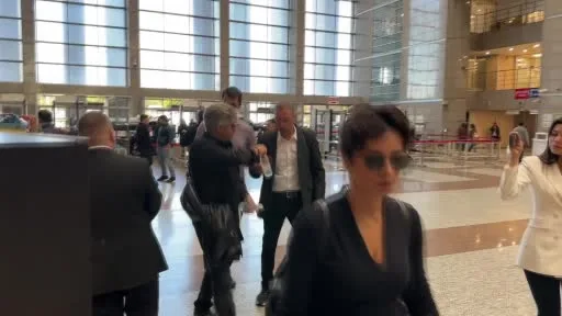Gazeteci Murat Ağırel "şüpheli" sıfatıyla ifade vermek üzere adliyeye geldi