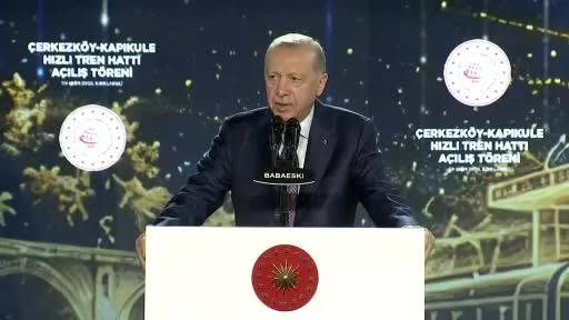 Cumhurbaşkanı Erdoğan: "FETÖ’cü alçaklardan öğrendikleri taktiklerle ellerine ne tutuşturulsa önüne arkasına bakmadan, doğruluğunu yanlışlığını araştırmadan bize saldırıyorlar"