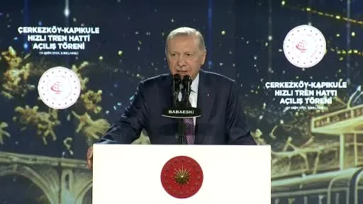 Cumhurbaşkanı Erdoğan: "Kimse kusura bakmasın, boğazlarına kadar yolsuzluğa, ahlaksızlığa batmış durumdalar"