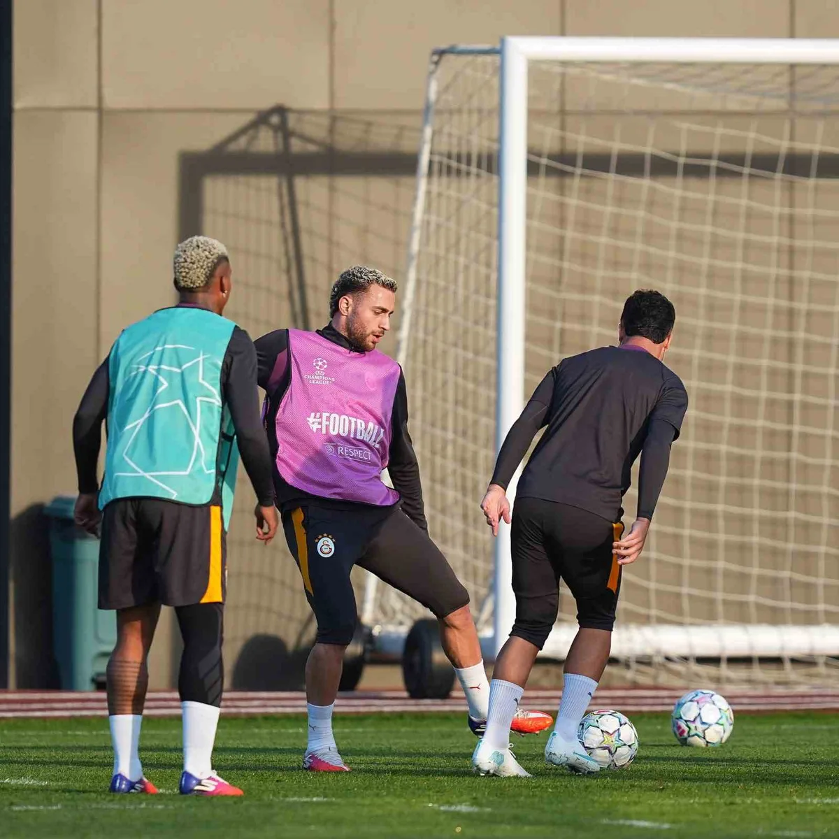Galatasaray, Barcelona maçı hazırlıklarına devam etti