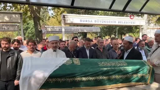 Manisa’daki feci kazada hayatını kaybeden 11 kişi son yolculuğuna uğurlandı