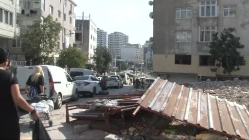 Güngören’de kentsel dönüşüm çıkmazı: Binalar yıkılıyor, esnaf yıllardır bekliyor