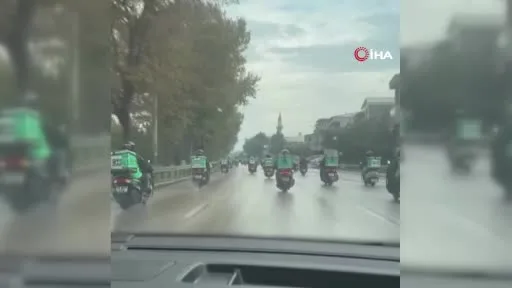 Bursa’da yüzlerce motokurye, vefat eden arkadaşları için konvoy yaptı