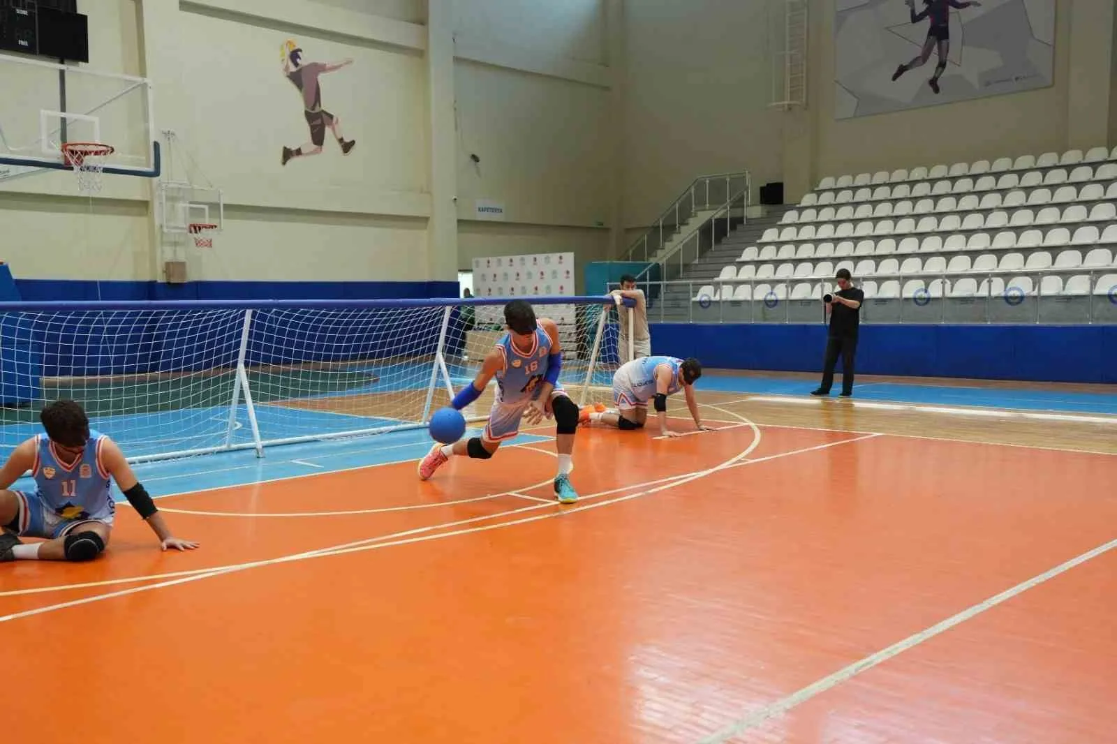 Gözler kapandı, empati kazandı