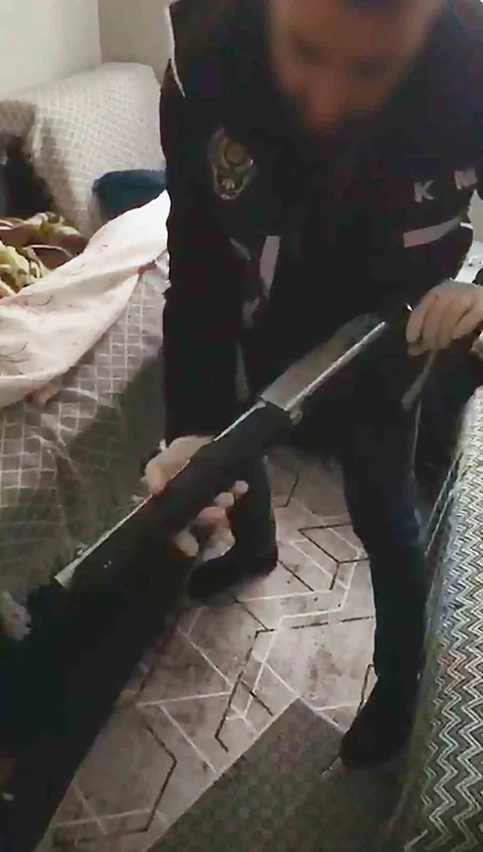 Kocaeli’de sosyal medyada silah paylaşımı yapan 17 şüpheli yakalandı