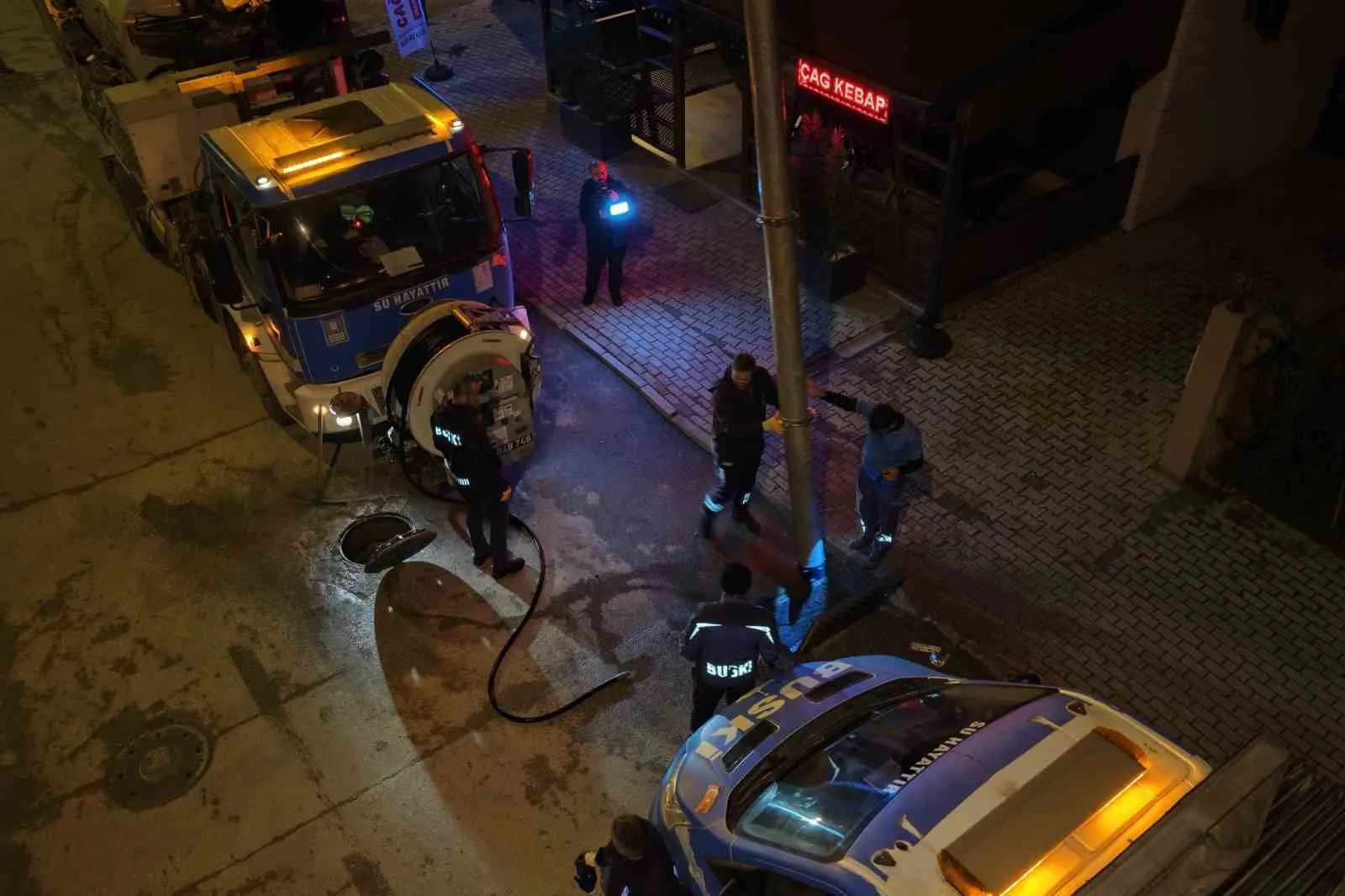 Büyükşehir’de yağmur teyakkuzu: bin 126 personel, 439 araç görev başında