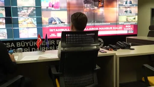 Bursa Büyükşehir’de yağmur teyakkuzu: Bin 126 personel, 439 araç görev başında