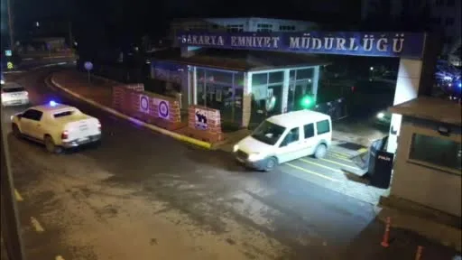 Sakarya’da DEAŞ operasyonu: 2 tutuklama, 2 sınır dışı