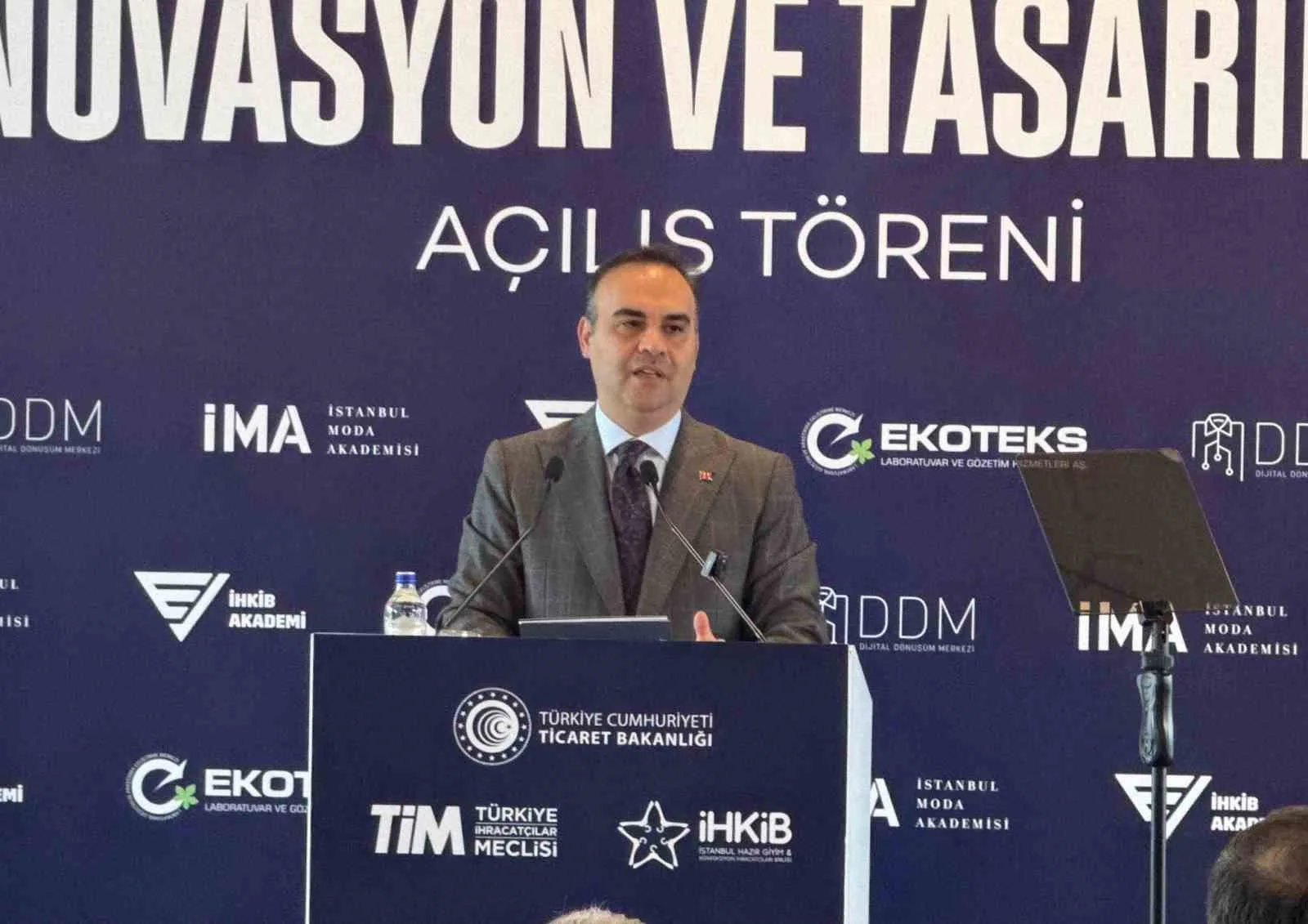 Bakan Kacır: "Tekstil ve hazır giyim sektörüne 10,8 milyar lira destek sağladık"