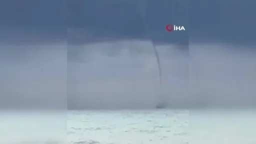 Mudanya açıklarında hortum paniği