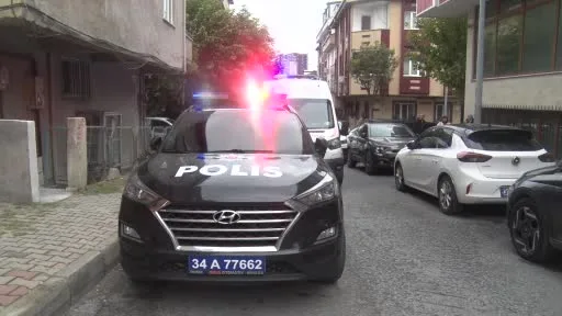 Küçükçekmece’de çatlama sesleri gelen 7 katlı bina tahliye edildi