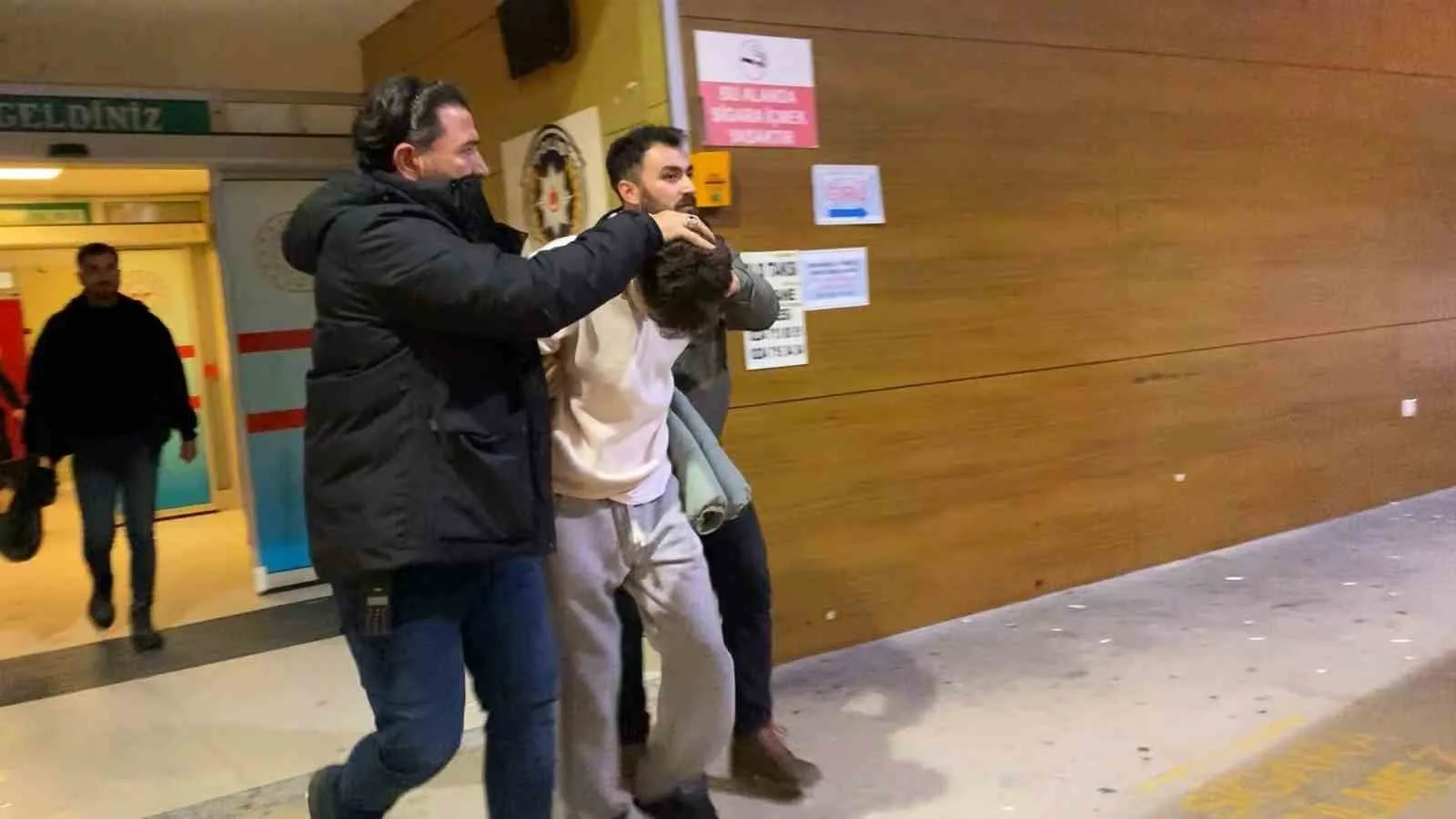 İnegöl’de kız meselesi iddiası kanlı bitti: 1 ölü, 2 yaralı