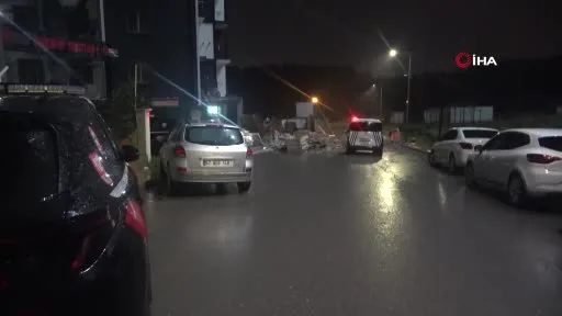 Pendik’te toprak kayması yaşanan bina tedbir amaçlı boşaltıldı