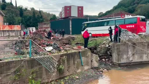 Ayazağa’da sel felaketi sonucu kaybolan 3 kişiyi arama kurtarma çalışmaları beşinci gününde devam ediyor