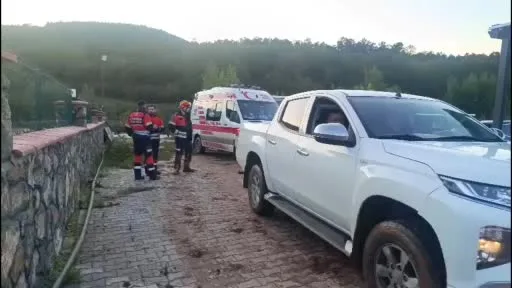 Gebze’de sele kapılarak kaybolan şahsı arama çalışmalarına sabah devam edilecek