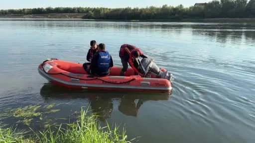 Meriç Nehri’nde botu alabora olan Iraklı ailenin kayıp son çocuğu için arama çalışmaları sürüyor