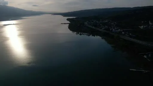 Bir tarafta afet, bir tarafta bereket: Sapanca Gölü’nde son iki yılın en yüksek su seviyesi