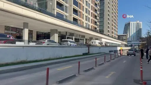 Büyükçekmece’de bir evde cinayet: 2 yaralı, 1 ölü