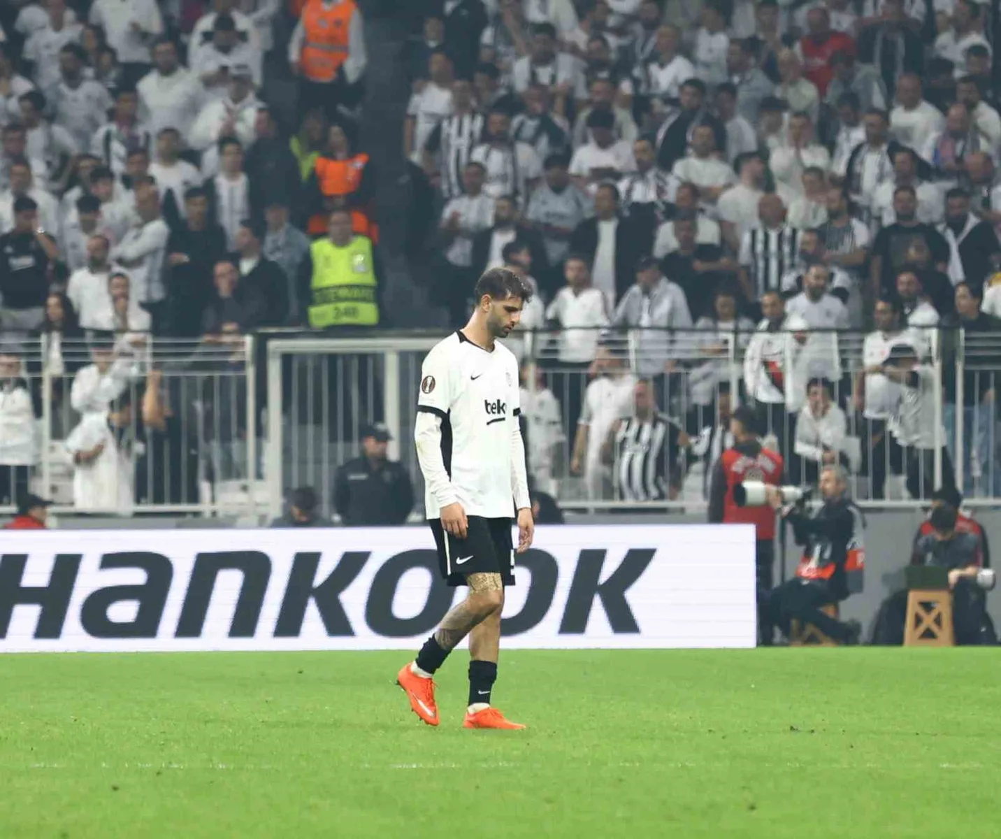UEFA Avrupa Ligi: Beşiktaş: 2 - Crystal Palace: 2 (Maç sonucu)