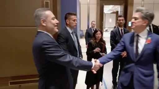 Bakan Fidan, İngiliz mevkidaşı Miliband ile bir araya geldi
