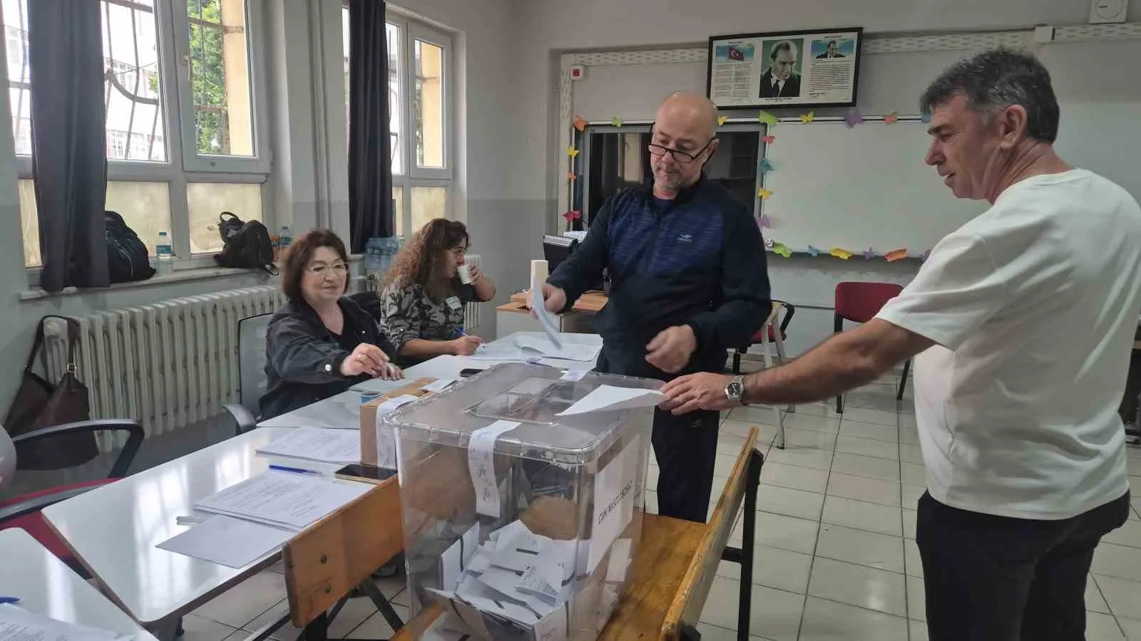 Tekirdağ’da çifte vatandaşlar Bulgaristan seçimleri için sandık başında