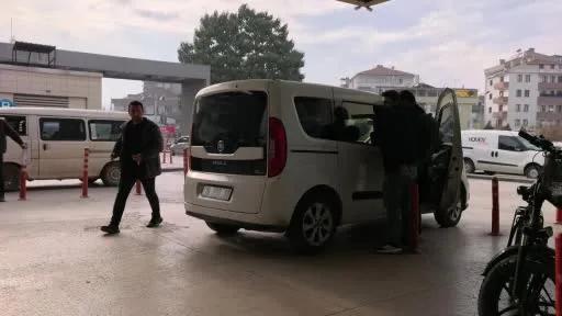 İnegöl’de 30 yıl hapis cezası bulunan hırsızlık şüphelisi yakalandı