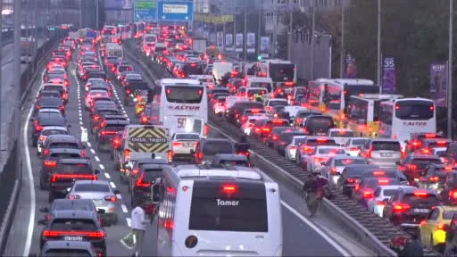 İstanbul’da dev derbi öncesi trafik yoğunluğu