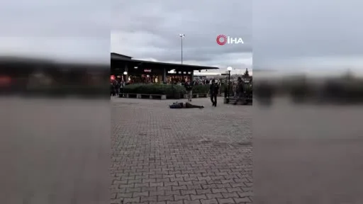 AVM’de silahı ateş alınca kendini vurdu