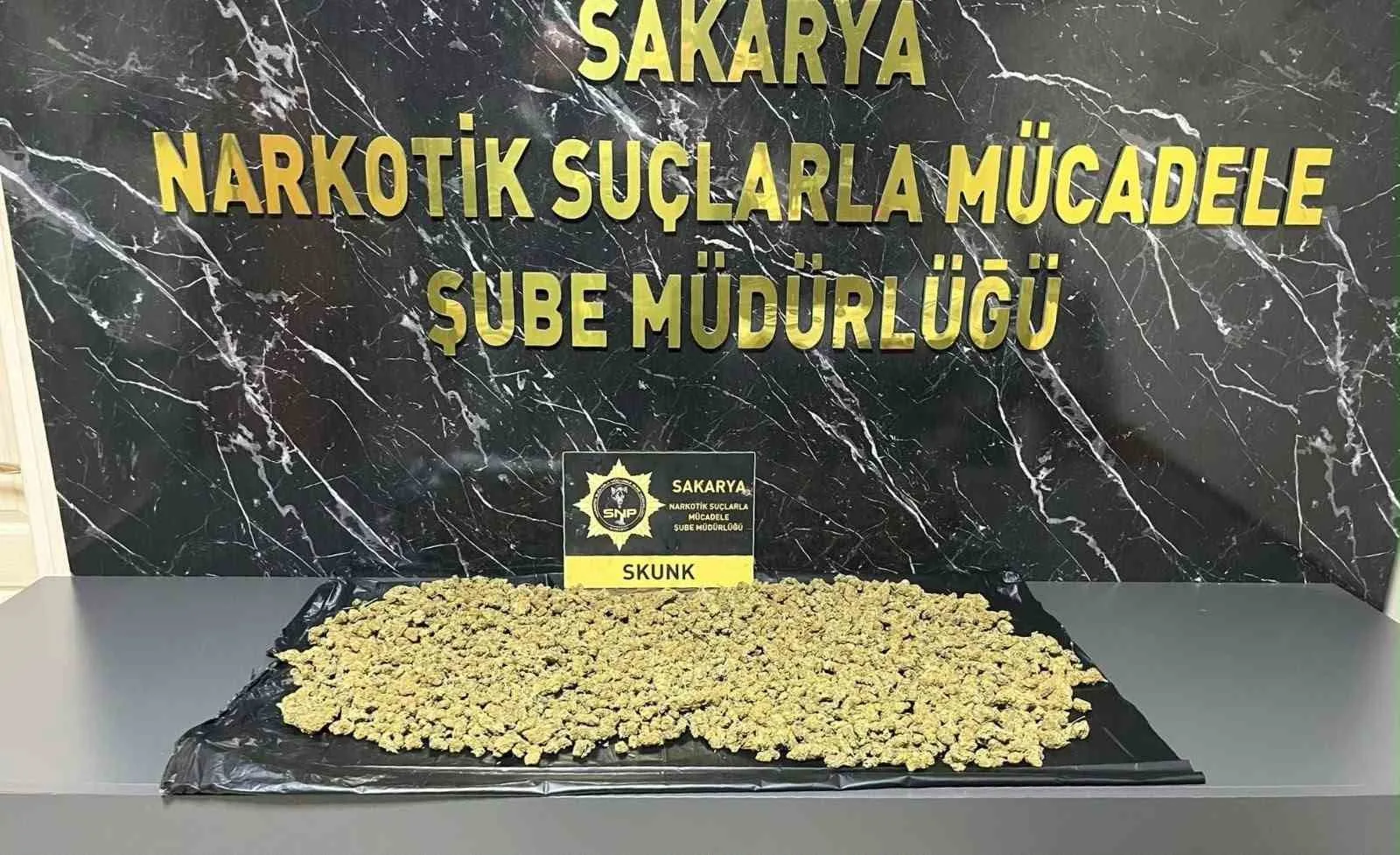 İstanbul’dan Sakarya’ya uyuşturucu sevkiyatı engellendi: 1 gözaltı