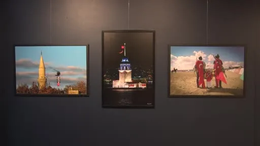 Esenler’de "Al Sancağın Gölgesinde Anadolu" fotoğraf sergisi açıldı