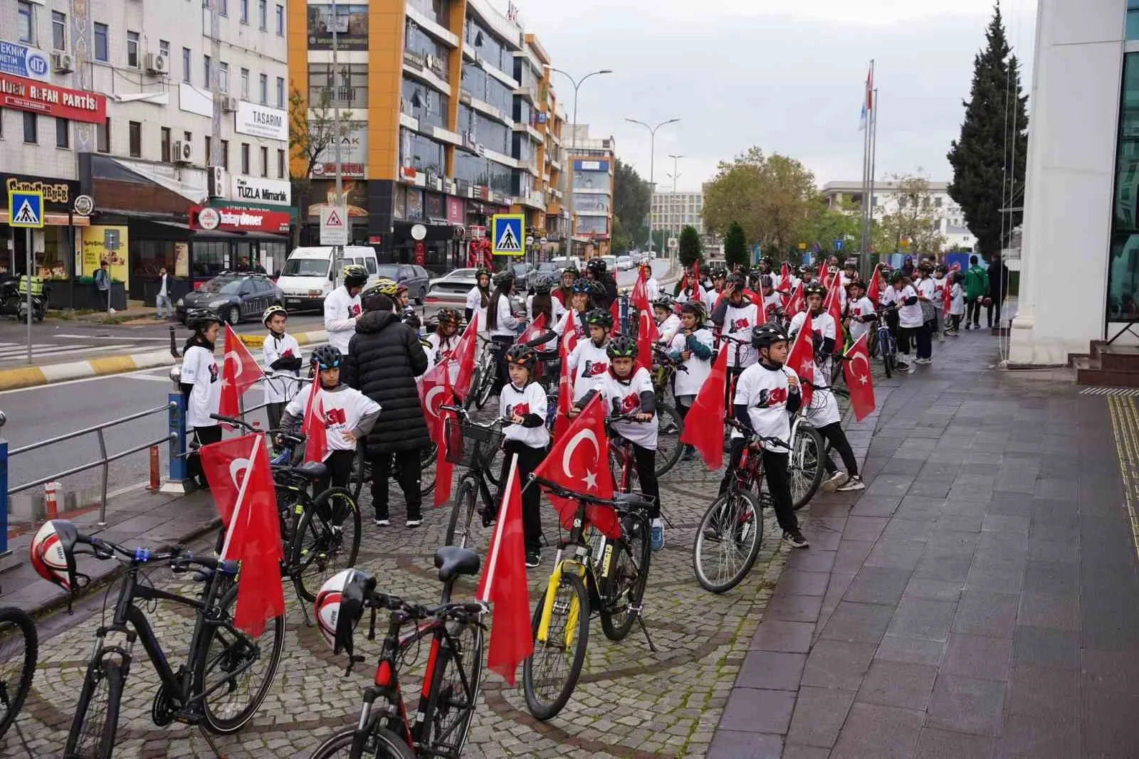 Cumhuriyet’in 103. yılı Tuzla’da kültür, sanat ve sporla kutlanıyor