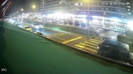 Çorlu’da otomobil takla attı: 2 yaralı